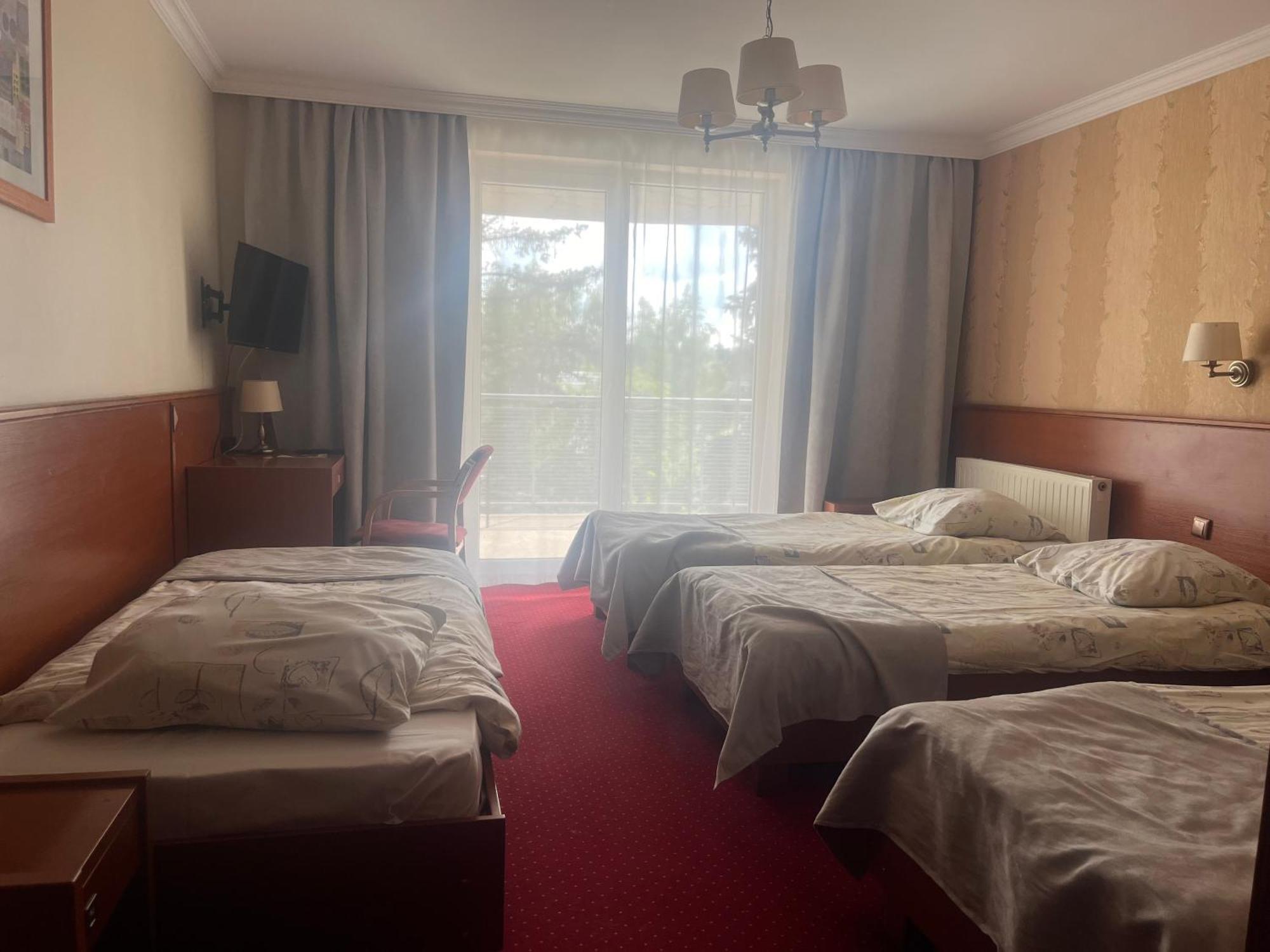 Hotel Albatros Serwy Habitación foto