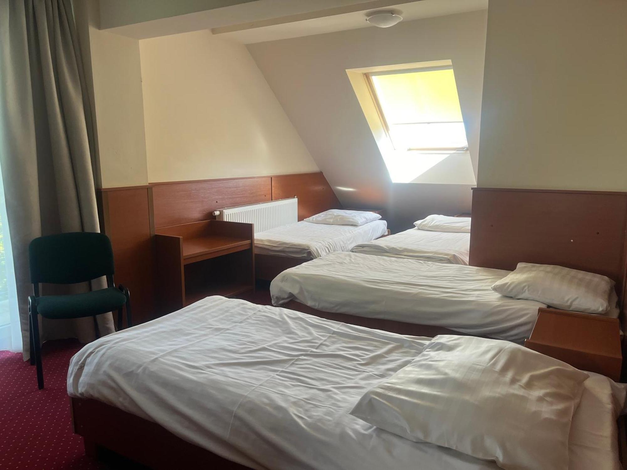Hotel Albatros Serwy Habitación foto